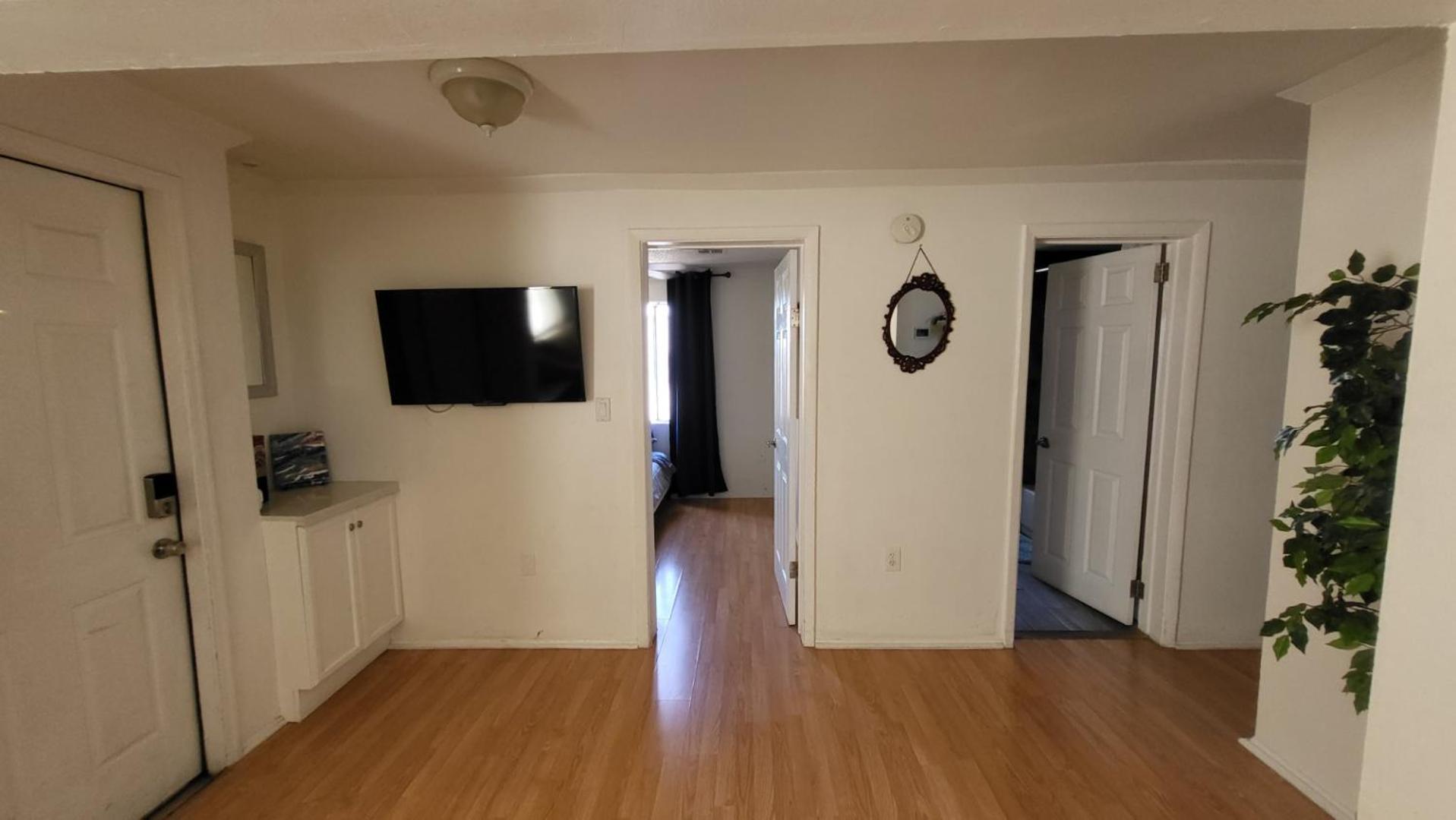 U2 - Private 2Br Walkup Apt In Dt Phx With Pkg ฟีนิกซ์ ภายนอก รูปภาพ